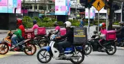 Harga Minimum Perkhidmatan Kurier Boleh Jejaskan Perniagaan Kecil, Kata Kumpulan Pengguna