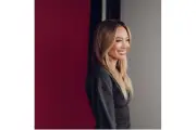 Hilary Duff Akui Perseteruan dengan Lindsay Lohan Sudah Berakhir, Buka Kisah Keretakan dengan Kakak