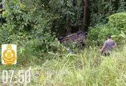 Lelaki Maut, Isteri Diselamatkan Selepas Hilux Terjun Gaung di Ulu Baram