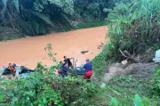 Pemuda Hilang Ditemui Maut Dalam Kereta Yang Tenggelam Di Sungai Gadut