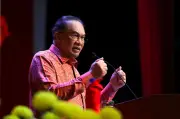 PM Anwar Seru Umat Islam Fokus Makna Mendalam Ramadan, Bukan Hanya Rukun