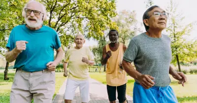 Kepentingan Kekal Aktif Semakin Berusia: Pakar Kongsi Cara Elak Kehilangan Otot