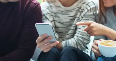 Larangan Media Sosial Bawah 16 Tahun Sokong Penting Ibu Bapa, Kata Akademik