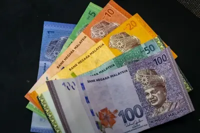 Ringgit Susut Lagi ke RM4.0475 Berdepan Dolar AS, Dipengaruhi Konflik Iran dan Harga Tenaga