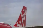 AirAsia Tidak Batalkan Penerbangan Walaupun Kos Minyak Naik - Tony Fernandes