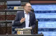 Anwar Tegaskan Proses Undang-Undang Mesti Diutamakan dalam Siasatan Terhadap Ketua SPRM Azam Baki