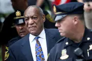 Bill Cosby Diarah Bayar RM75 Juta kepada Wanita Mangsa Serangan Seksual