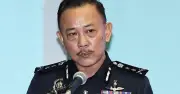 Dua Lelaki Ditahan Susulan Kebakaran Gerai Bunga Api di Johor Bahru