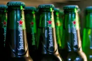 Heineken Tutup Kilang Bir di Singapura, 130 Pekerja Terjejas, Pengeluaran Beralih ke Malaysia
