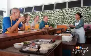 LaZat Cooking: Sekolah Masakan yang Menghubungkan Budaya Melalui Warisan Kuliner Malaysia