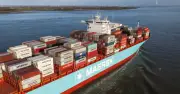 Maersk Gantung Penerimaan Tempahan Kargo di Teluk Akibat Konflik Timur Tengah
