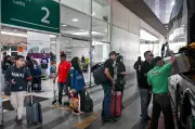 Penduduk Bandar Padatkan Terminal Bas Utama Sebelum Aidilfitri, Elak Memandu Jauh