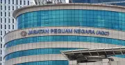 Penuntut IPT Didakwa Esok Atas Dua Pertuduhan Pijak al-Quran