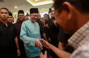 PM Anwar Seru Sambut Aidilfitri Secara Sederhana dan Prihatin Terhadap Penderitaan