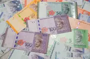 Ringgit Merosot Terhadap Dolar AS dan Mata Wang ASEAN Akibat Ketidakpastian Geopolitik