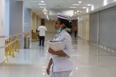 Adakah Hospital Kerajaan Tidur? Realiti Sistem Kesihatan 24 Jam di Malaysia