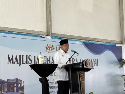 Anwar Tegaskan Gaji Pemimpin Negeri Hak Mereka, Keputusan Tidak Ambil Gaji Pilihan Peribadi