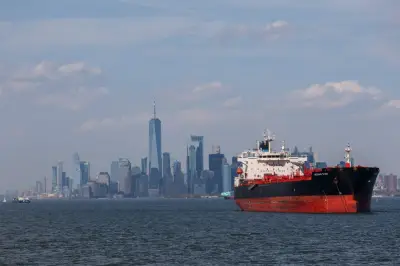 AS Beri Kelonggaran Baru untuk Jualan Minyak Rusia Bagi Ringankan Lonjakan Harga Tenaga