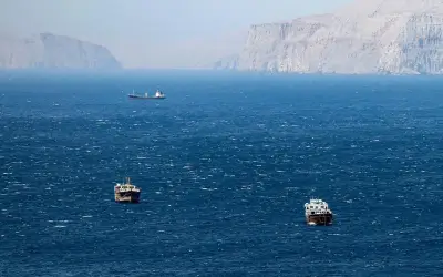 Iran Umum Selat Hormuz Kini Dibuka Sepenuhnya untuk Laluan Kapal Perdagangan