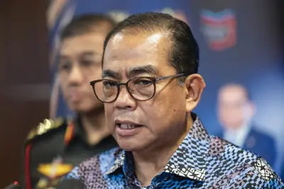 Menteri Pertahanan Tegas Tiada Toleransi Salah Laku Selepas Kematian Anggota Tentera