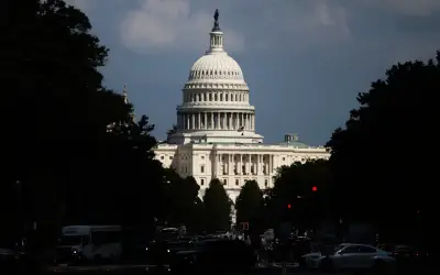 Parti Demokrat Saman Trump Atas Tindakan Ketatkan Undi Mel