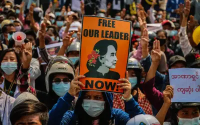 Pembebasan Sekutu Teratas Suu Kyi di Myanmar Bangkitkan Harapan Demokrasi Kecil