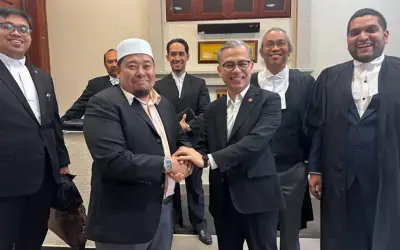 Pengguna Facebook Akui Fahmi Tidak Berucap Politik di Masjid, Rekod Penghakiman Persetujuan