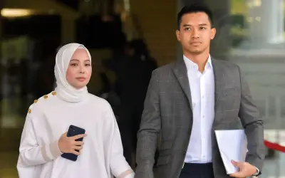 Perbicaraan Vivy Yusof dan Suami Ditangguh ke Julai, Pasport Dikembalikan untuk Haji