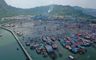 PM Anwar umum bantuan tunai RM1,500 untuk keluarga mangsa kebakaran Sandakan