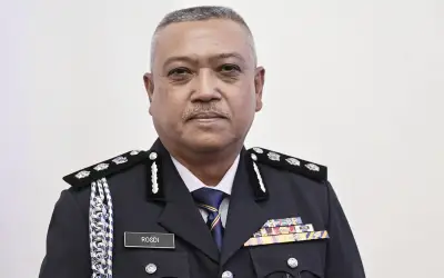 Polis Rakam Keterangan Remaja 13 Tahun Didakwa Baling Batu dari Tingkat 13 PPR
