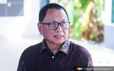 Puad cabar DAP letak jawatan menteri jika tidak puas hati dengan Azam