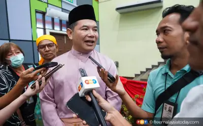 Rafizi Tegaskan Kritikan Terbuka Untuk Baiki Kelemahan Kerajaan, Bukan Serang PKR