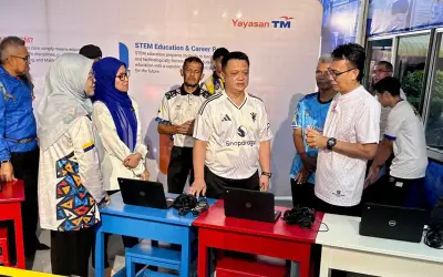 Raja Muda Perlis rasmi Hub Digital Showcase di SK Oran, perkasakan pendidikan digital