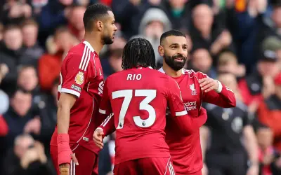 Salah, Ngumoha Bantu Liverpool Atasi Krisis Dengan Kemenangan Atas Fulham