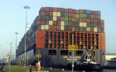 Sekatan Selat Hormuz Naikkan Kos Transit Terusan Panama