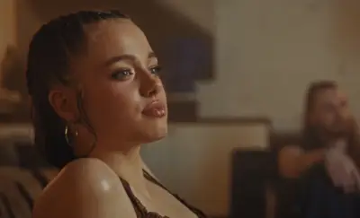 Shiloh Jolie Timbulkan Sensasi Dalam Video Muzik K-Pop, Mirip Ibu Angelina Jolie