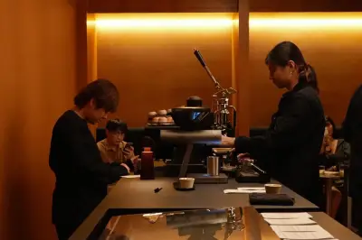 Submerge: Pengalaman Kopi Mendalam di Bawah Afloat di Bukit Jalil