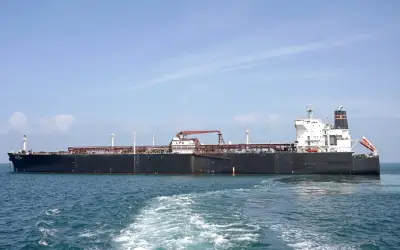 Tanker Jepun Lintasi Selat Hormuz, Laluan Strategik Minyak Global