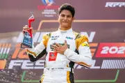 Anak Alex Yoong, Alister, Kini Jadi Pemandu Profesional Selepas Satu Dekad Dalam Lumba Kereta