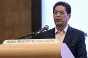 Azam Baki Tegaskan Kepimpinan Tegas Penting Dalam Perangi Rasuah
