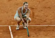Baptiste kalahkan Sabalenka, selamatkan enam mata perlawanan