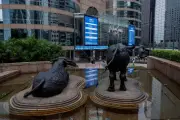Bursa Hong Kong catat keuntungan suku tahun tertinggi, IPO terus kukuh