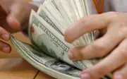 Dolar AS Dekat Tahap Terendah Enam Minggu, Pelabur Yakin Perjanjian Damai Iran
