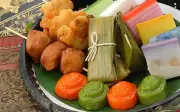 Duta Itali Kagumi Seni Reka Kuih Tradisional dan Budaya Malaysia