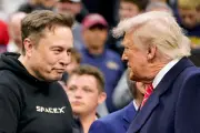 Elon Musk Tambah Pegangan SpaceX RM5.5 Bilion Beli Saham Pekerja