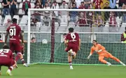 Inter juara Serie A tertunda, Milan dan Juve seri tanpa gol