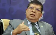 Johari Belum Terima Surat Maklum Peletakan Jawatan Hamzah Sebagai Ketua Pembangkang