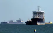 Kesesakan Perkapalan di Hormuz Perangkap 20,000 Pelaut, 2,000 Kapal