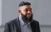 Komen Wan Azri Berkaitan Penyelesaian Saman Diteliti, Kata Fahmi Fadzil