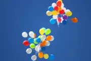 Krisis Helium Gegar Industri Pesta Singapura: Harga Melambung 40 Peratus